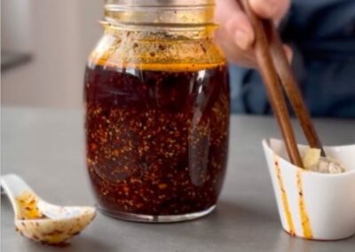 Chili Crisp Oil selber machen: Rezept und Anleitung für würziges Würzöl