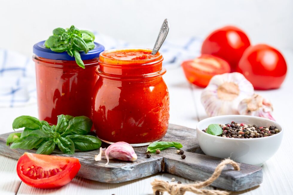Pizzasauce auf Vorrat – Rezept für aromatische Tomatensauce Pizzasauce auf Vorrat – Rezept für aromatische Tomatensauce