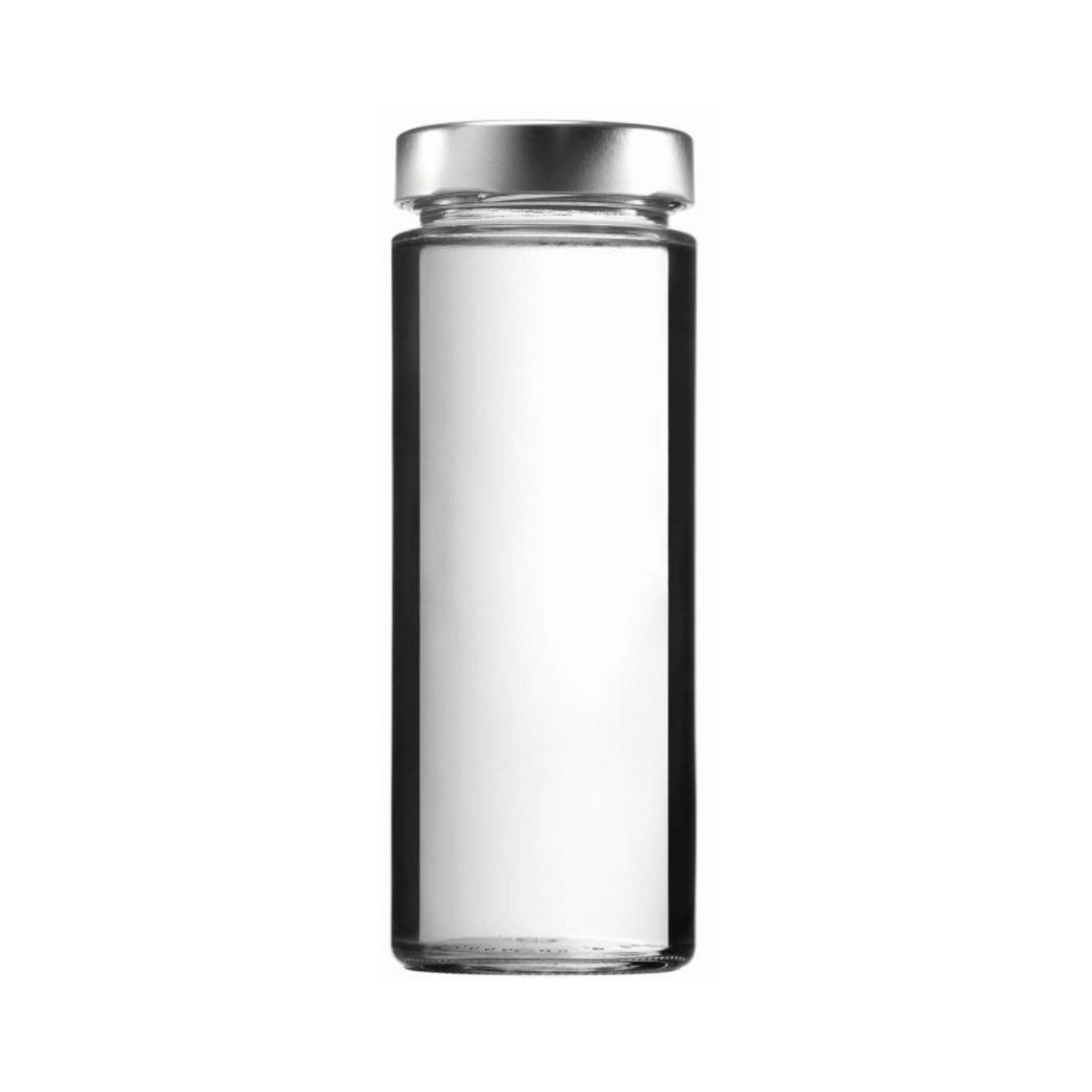Fruchtiger Smoothie in nachhaltiger Glasflasche mit wiederverwendbarem Strohhalm Violette Aluminiumdose der Marke 28BLACK in der Geschmacksrichtung Acai mit silbernem Deckel, stehend auf weißem Hintergrund.