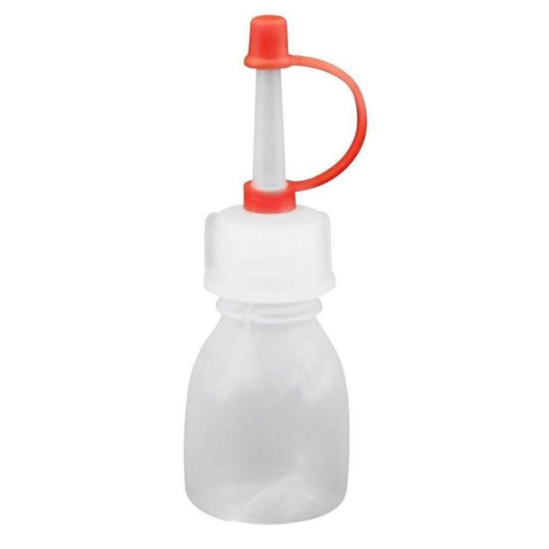 Mehrere leere, transparente Glasflaschen vor weißem Hintergrund, in verschiedenen Formen und Größen, ready für den Versand, perfekt für DIY-Projekte, Recycling oder als Dekoration.