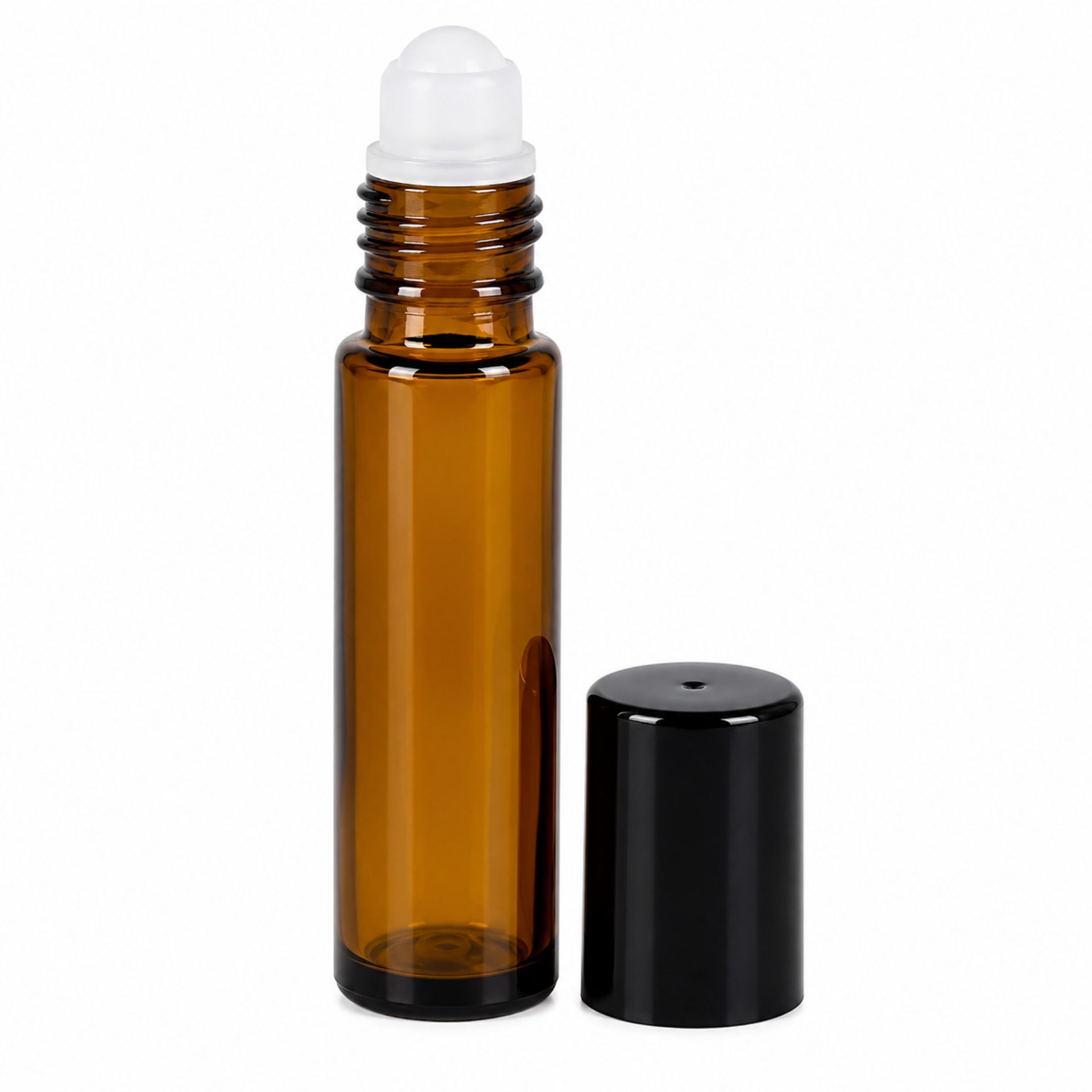 Roll-On Flasche 10 ml aus braunem Glas, BPA-frei, mit Deoroller-Aufsatz für umweltfreundliche und sichere Aufbewahrung von Flüssigkeiten.