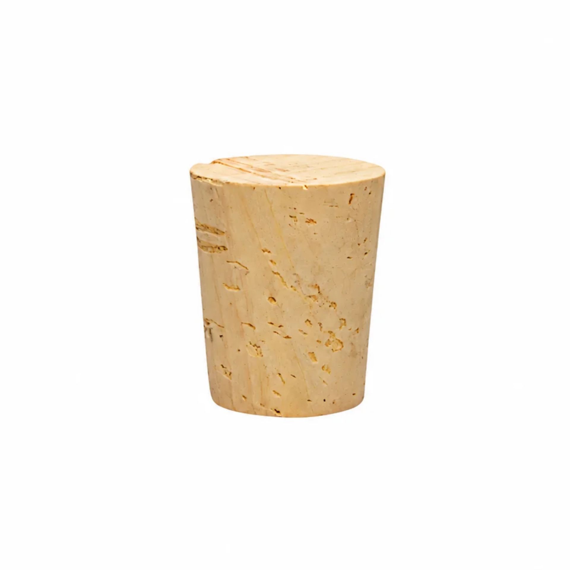 Spitzkorken 18-22 x 27 mm aus Naturkork für Flaschenverschlüsse - Produktbild mit weißem Hintergrund