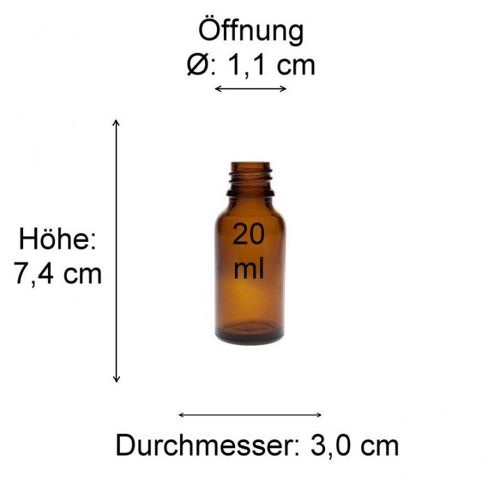 Pfandfreie Getränkedosen in bunter Sortierung auf Holzuntergrund Glasflasche mit Schraubverschluss, gefüllt mit strahlend gelber Flüssigkeit, auf einem weißen Hintergrund. Perfekt für Erfrischungsgetränke, Säfte oder Öle. Hochwertiges, elegantes Design für vielseitigen Einsatz.