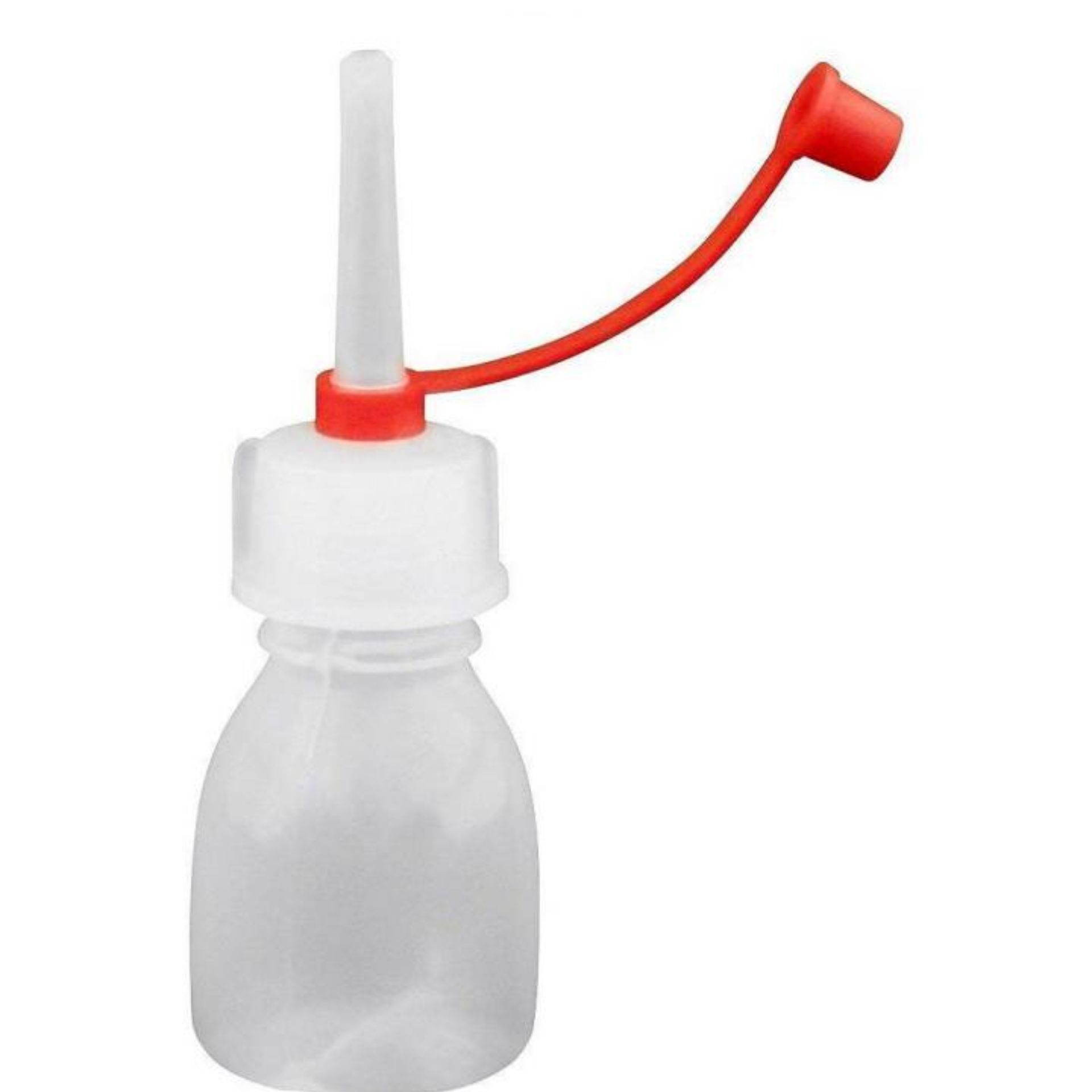 Abgebildet ist eine elegante Glasflasche mit schmalem Hals auf einem weißen Hintergrund. Die Flasche ist durchsichtig und zeigt Reflektionen des Lichts, wodurch sie hochwertig wirkt.