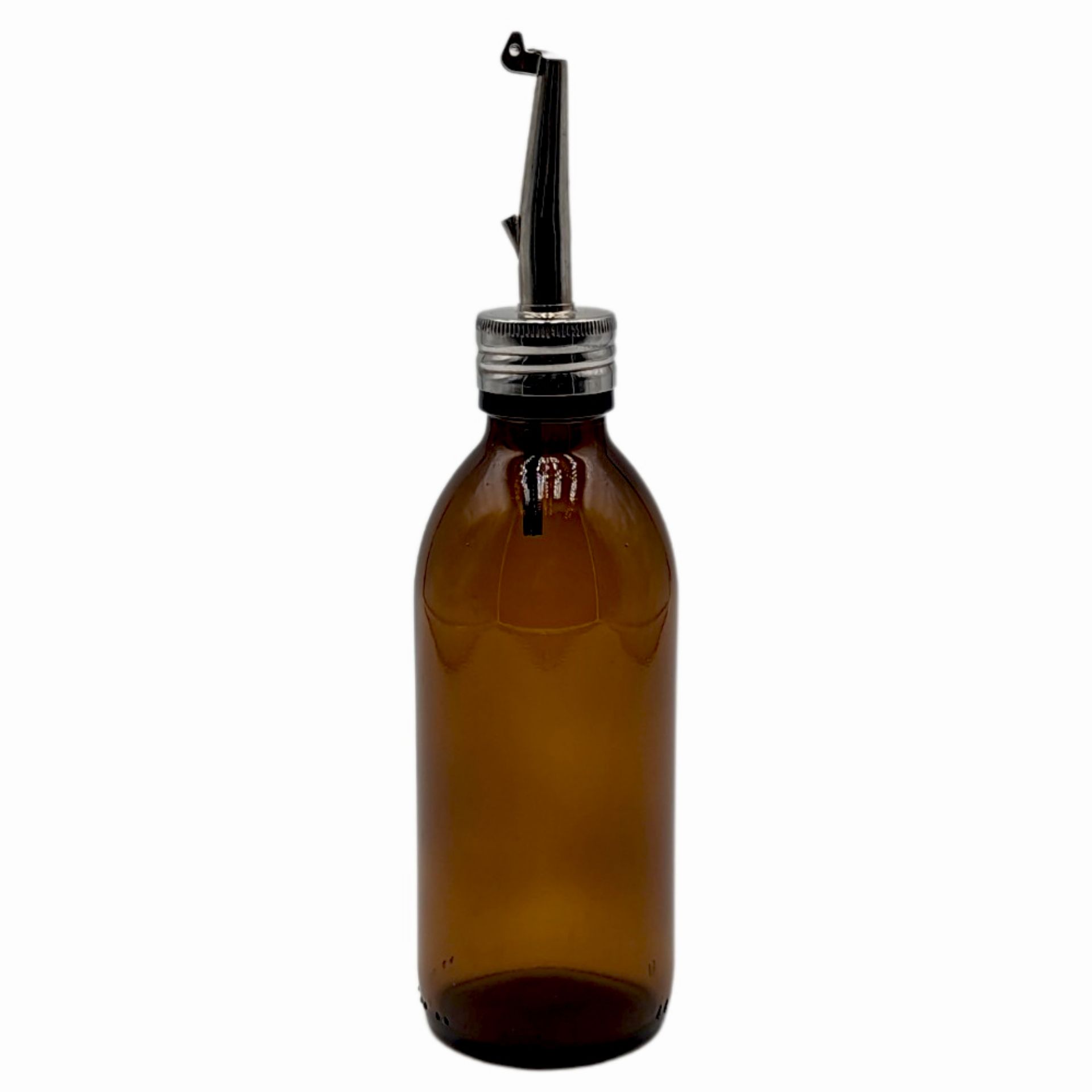 Apothekerflasche aus braunem Glas mit 200 ml Fassungsvermögen und Edelstahl-Ausgießer auf weißem Hintergrund.