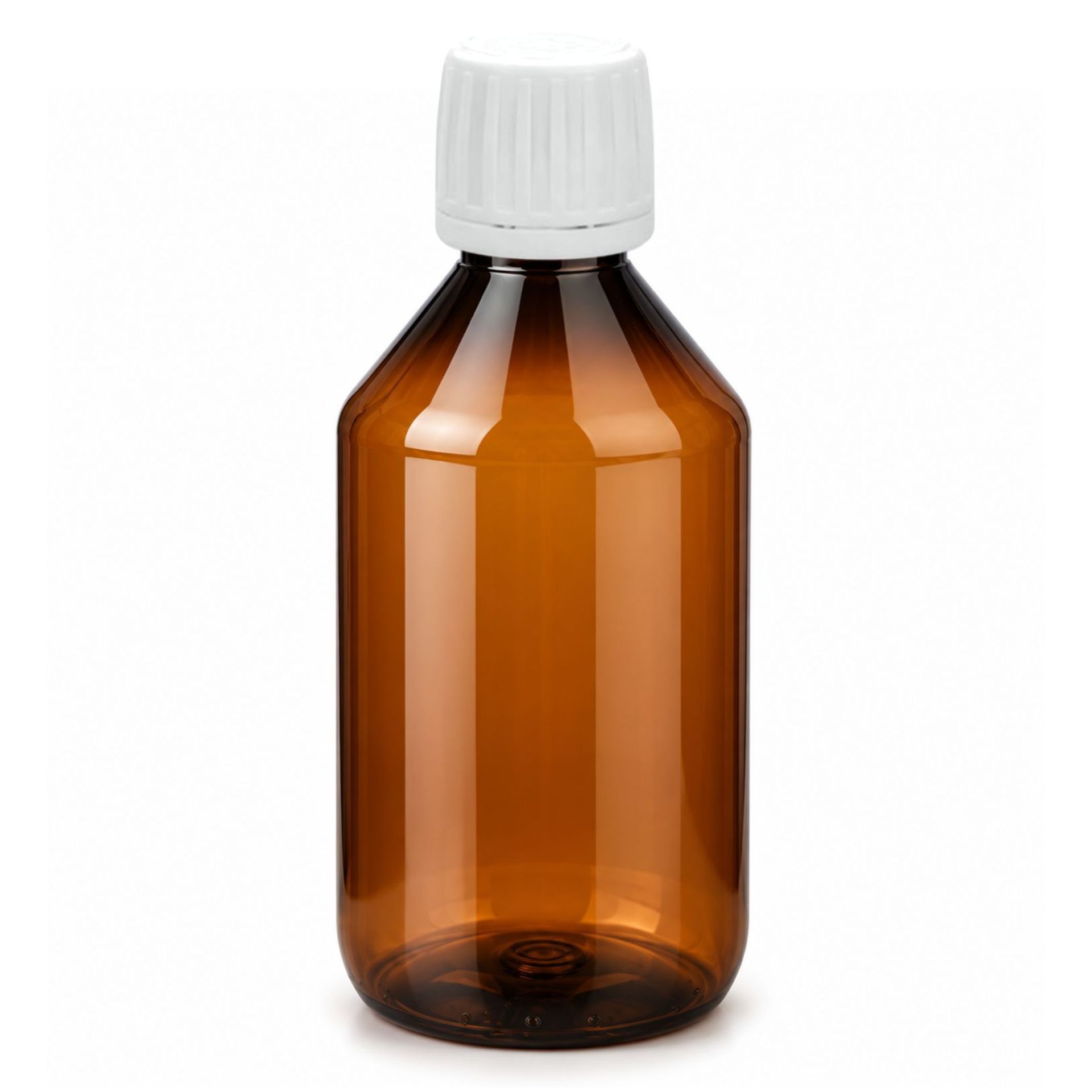 Transparente 250-ml-Apothekerflasche aus PET-Kunststoff mit weißem Ausgießverschluss und PP28-Gewinde, stehend vor weißem Hintergrund.