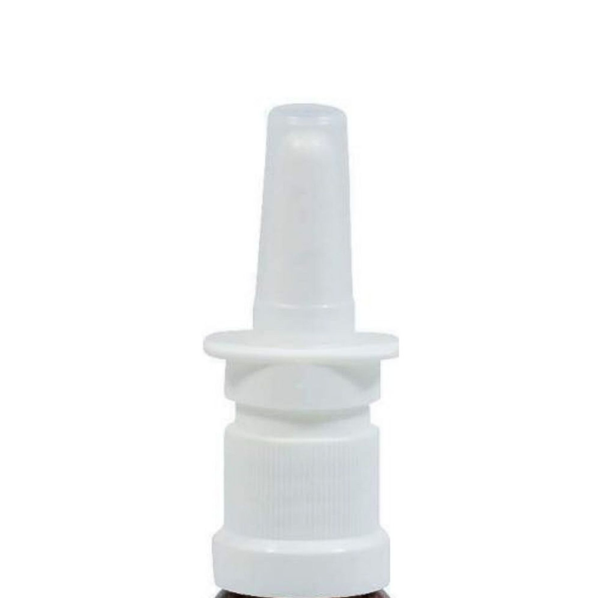Nasenspray Flasche 10 ml für Erkältung Linderung Braunes 10-ml-Nasenspray-Fläschchen mit weißem Sprühkopf vor weißem Hintergrund.
